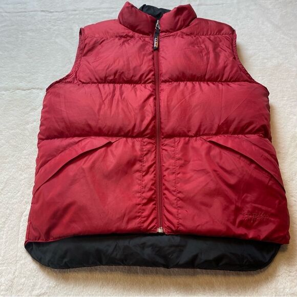 L.L. Bean Reversible Down Filled Puffer Vest Red/Black Size Small - Picture 2 of 15